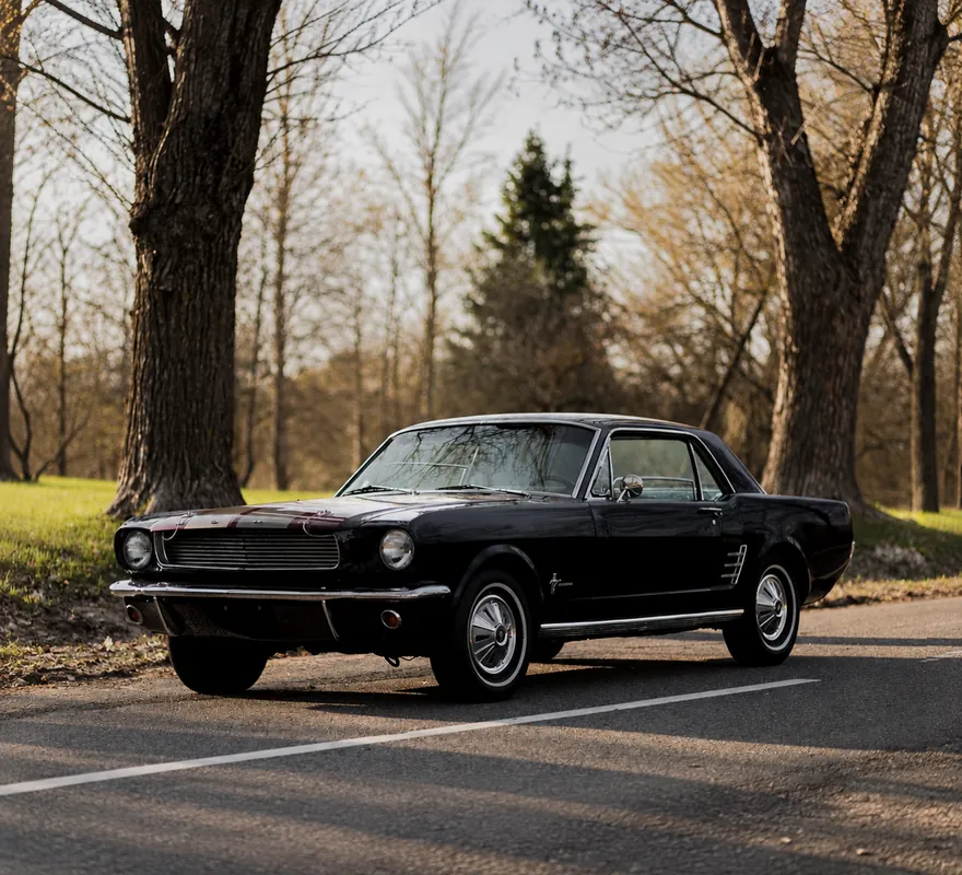 A blue Ford Mustang I, 1966